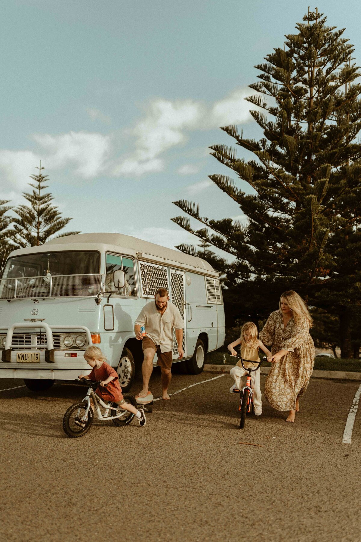 emmawandphotography_bundneena_kurnell_motherhood_sutherlandshirephotographer_cronullaphotographer_motherhood_sydneymotherhoodphotographer_royalnationalpark_familyphotographer_sutherlandshirefamilyphotographer_cronullafamilyphotographer_beachshoot_beachfamilysession_vanlife_urbanfamilyphotographer