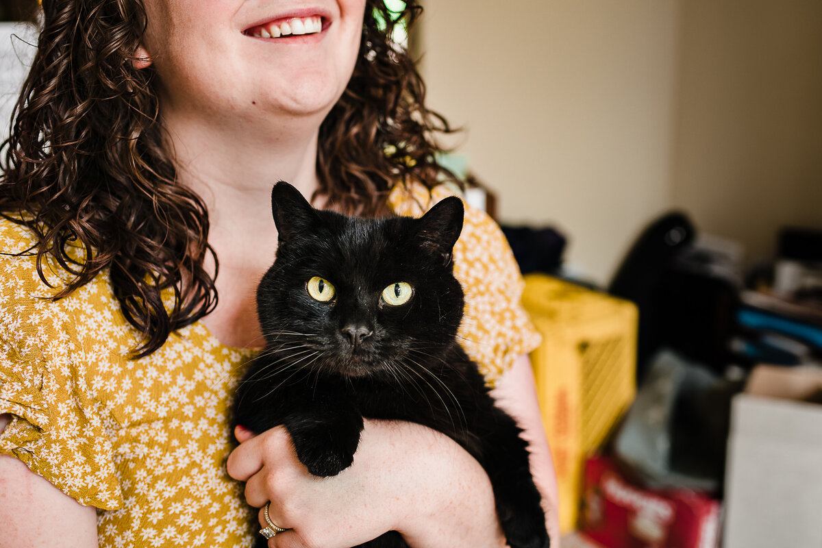 black cat at lifestyle session