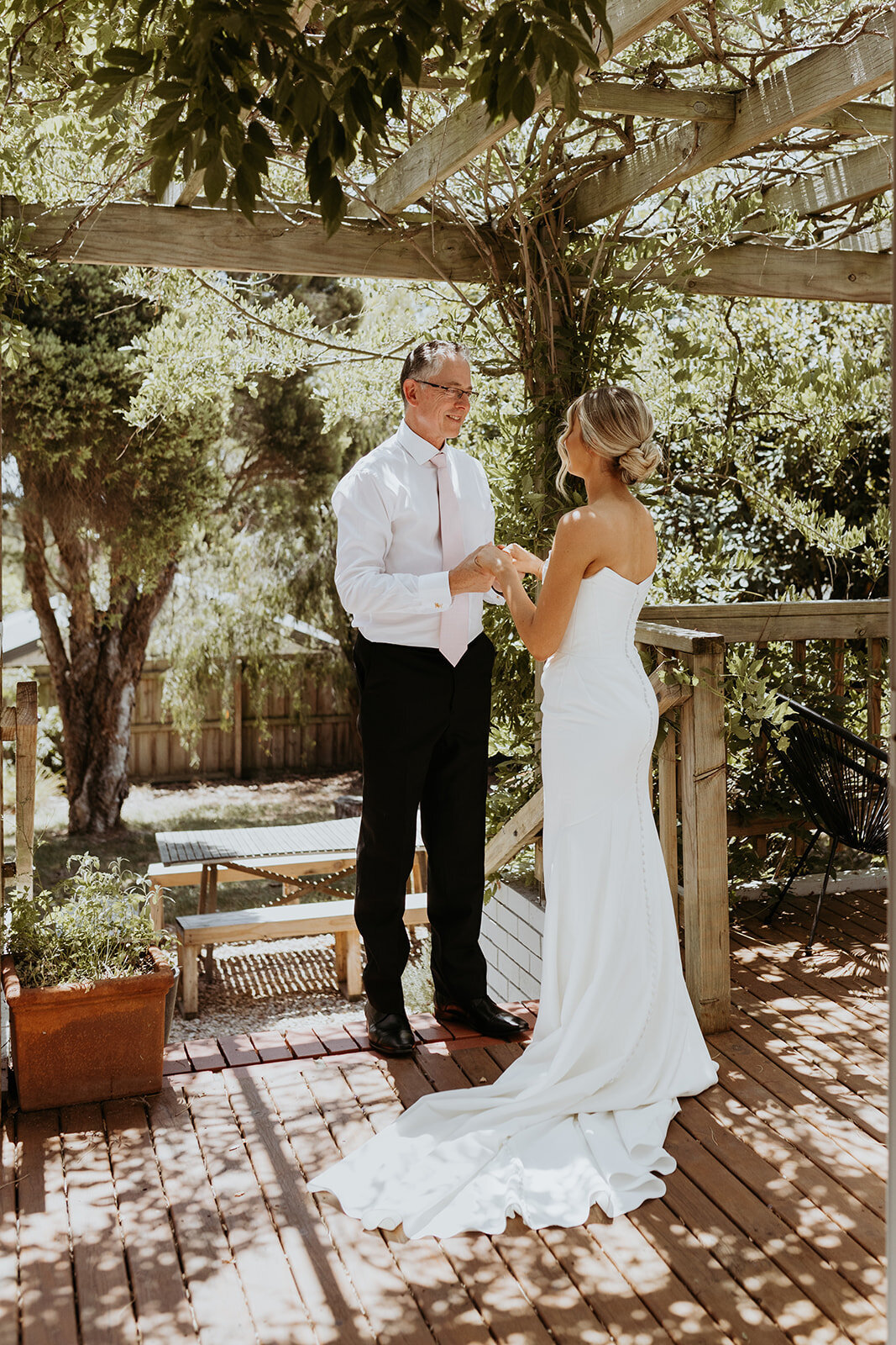 Sneak peek (25 of 195)
