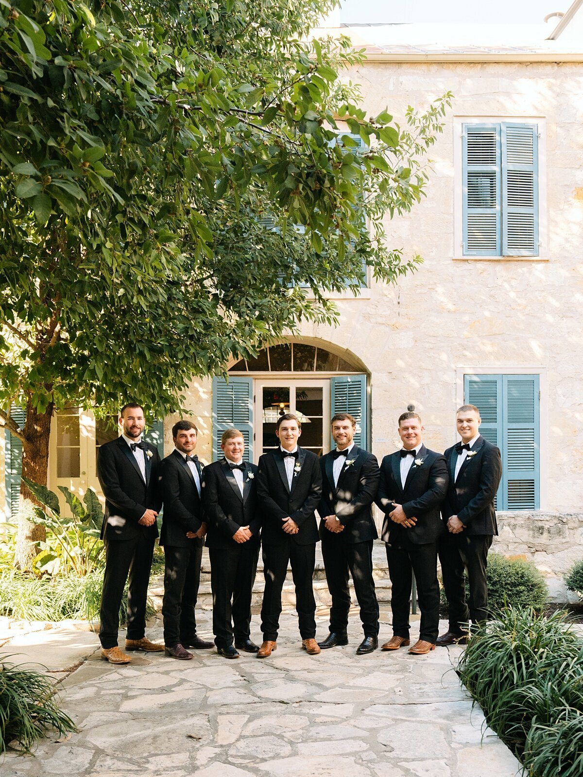 Southwes-School-of-Art-Fall-Wedding-Amy-Odom-Photography_0028