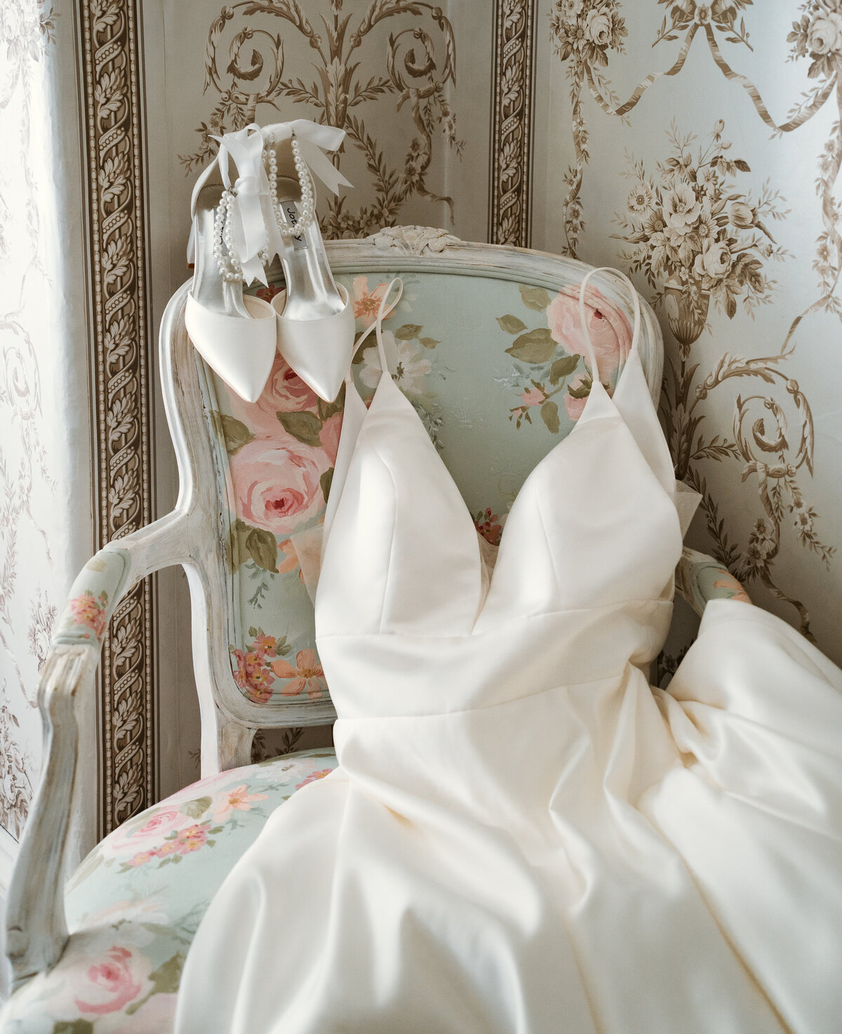 Buffalo NY and Rochester NY and WNY Wedding Photographer Finger Lakes region Wedding Photographer