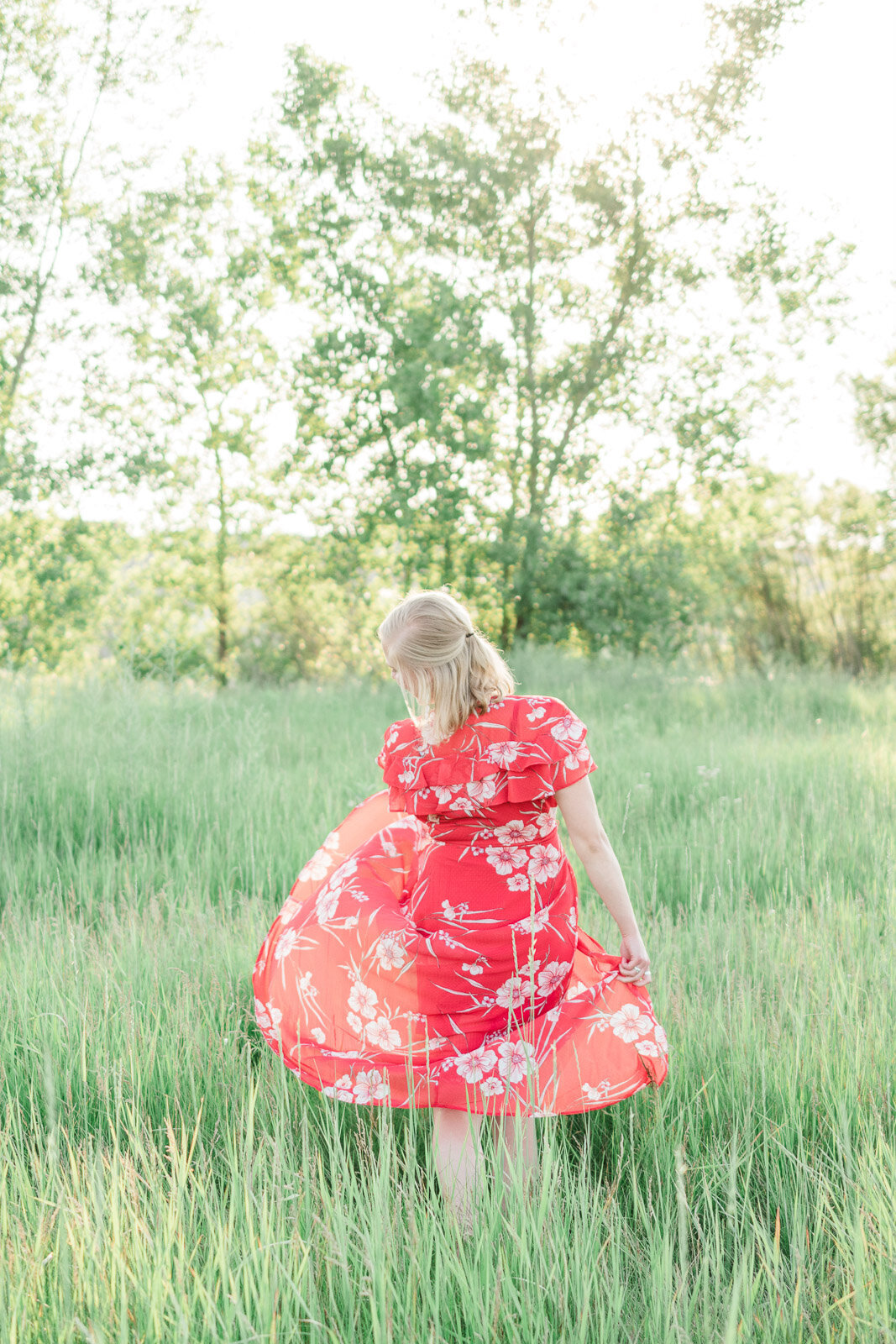 Milwaukee based photographer, Milwaukee wedding photographer, wisconsin photographer, Meredith Mutza Photography, headshot photography, Milwaukee portrait photographer, Milwaukee wisconsin Portraits, Portraits in Milwaukee Wisconsin, Portrait photographer, Headshot Photographer,  dress twirl,