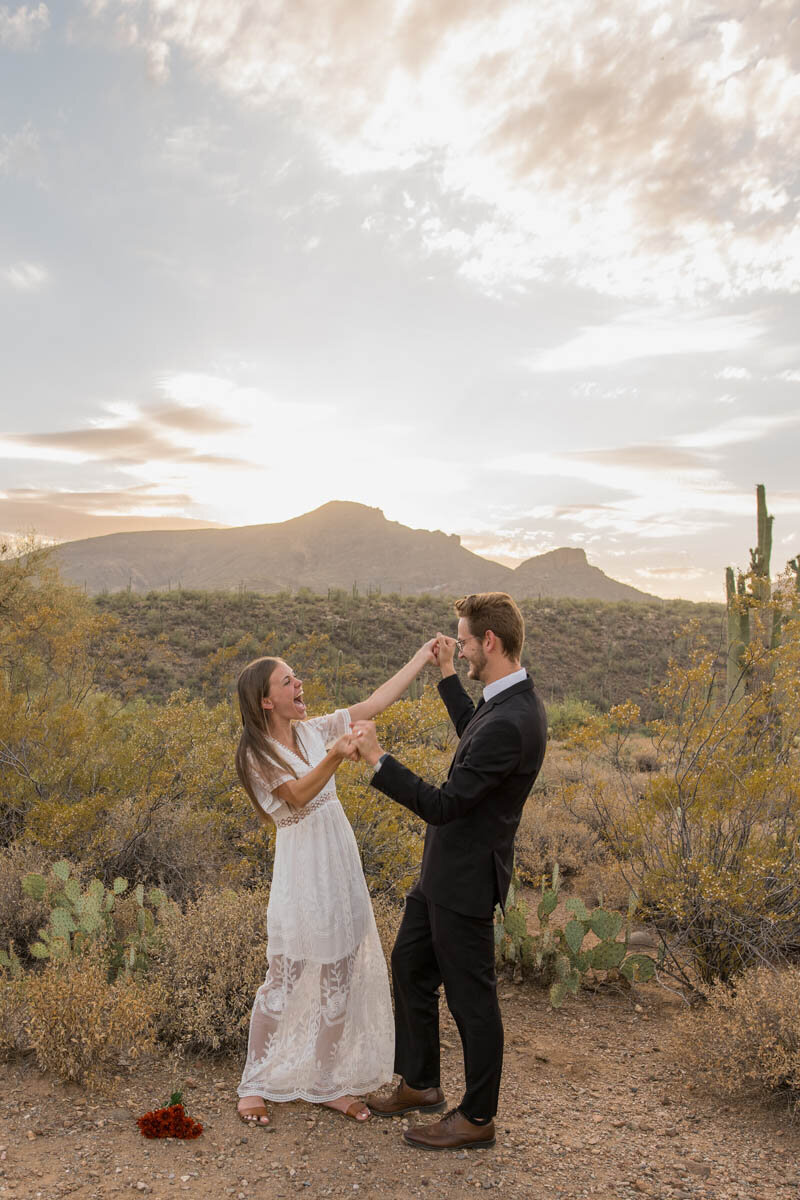 Indiana-elopement-packages-bride-groom-celebrate