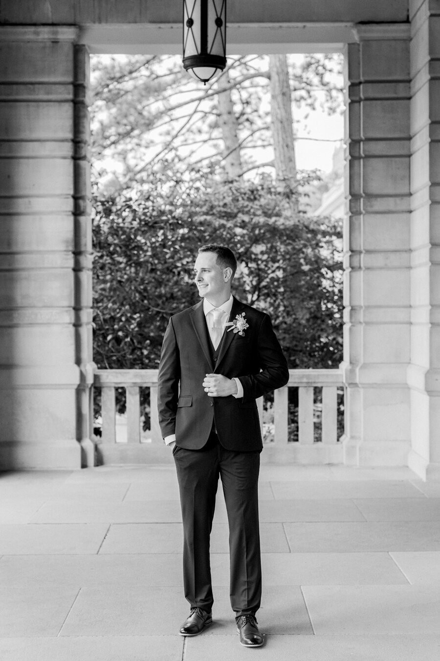 lovetreestudios_columbia_missouri_wedding_the_atrium_093