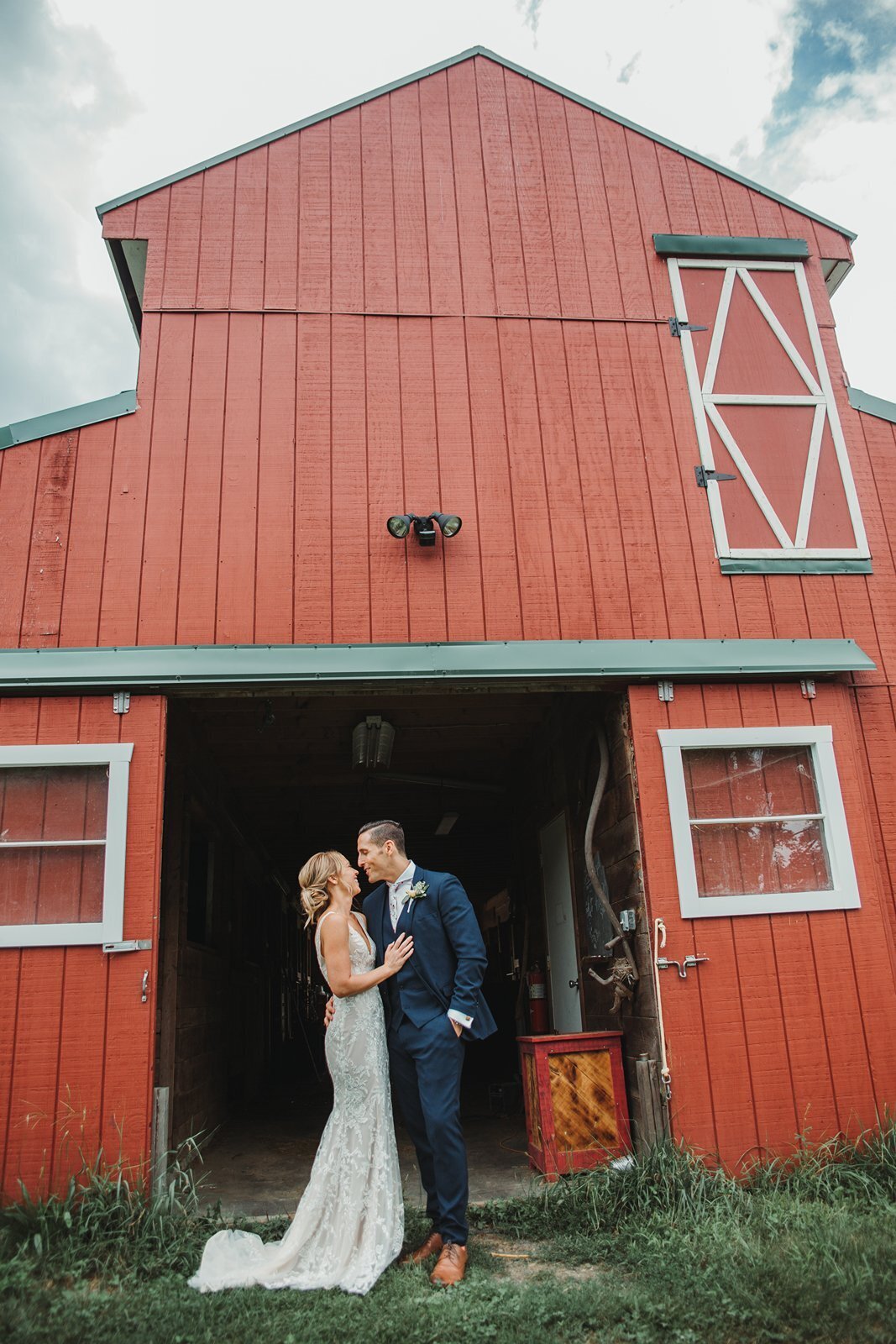Valley-View-Farm Wedding-Haydenville-MA (19)