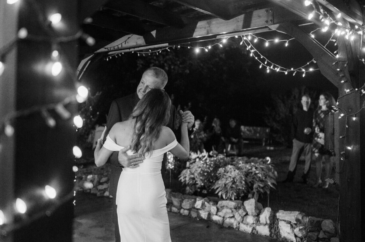 emotional-father-during-dance-with-daughter