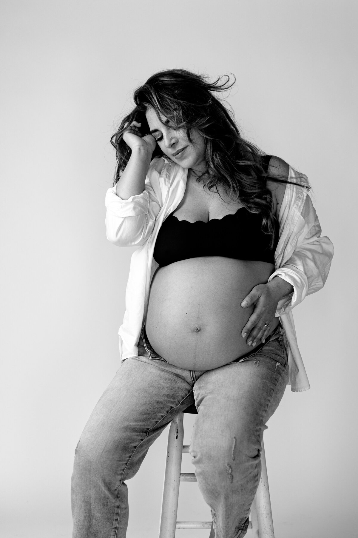kc maternity session studio in jeans