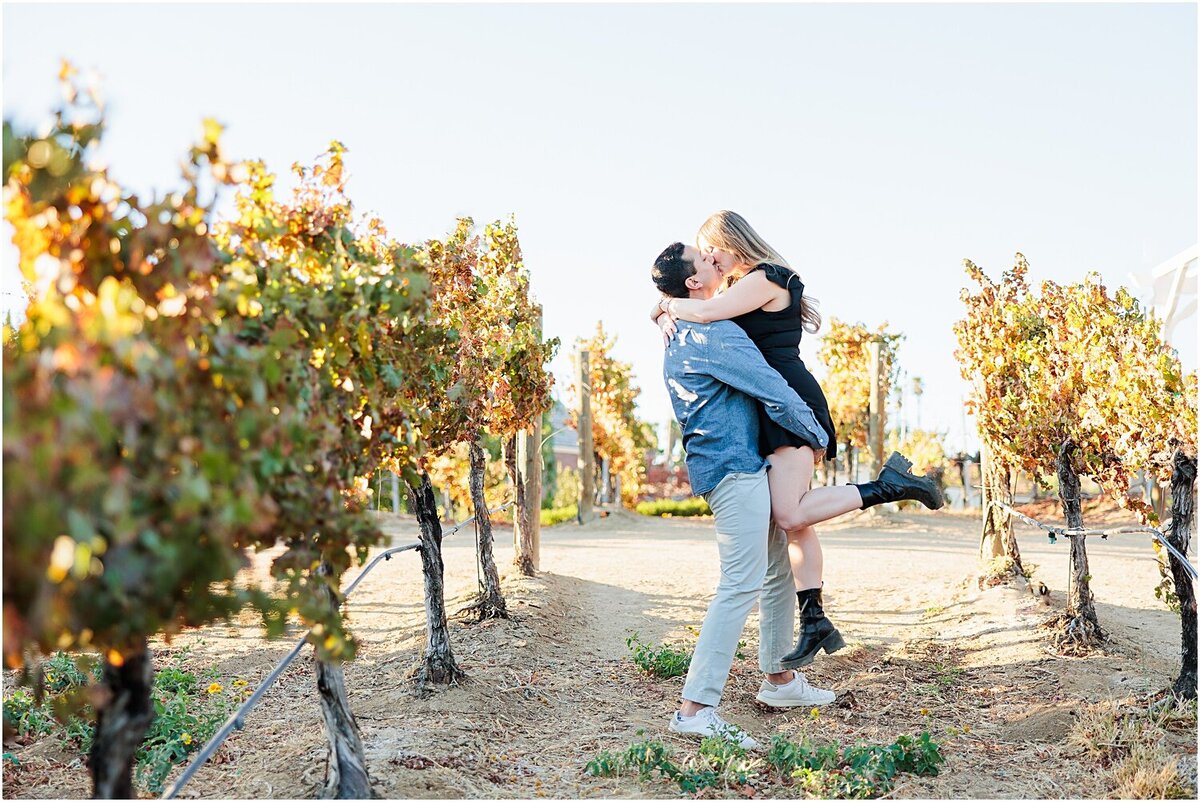 FallProposalAtLeonessWinery__0038