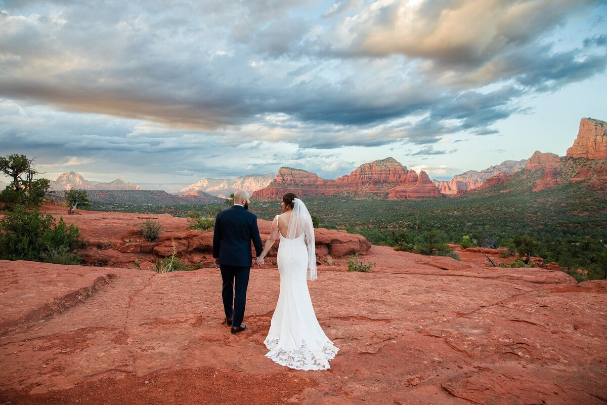 Yavapai_Vista_Point_Sedona_Arizona_Danielle_Holman_Wedding_Photography_0012
