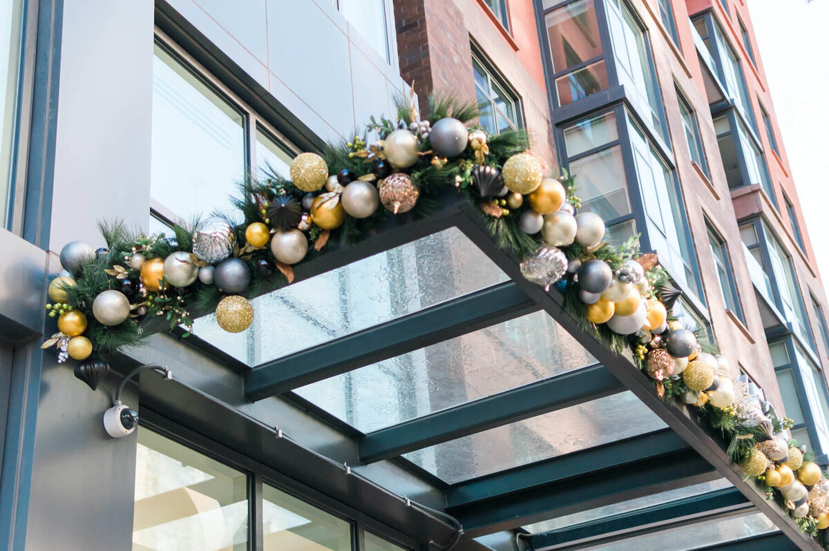 The-Belle-Noel-Holiday-Decor-05