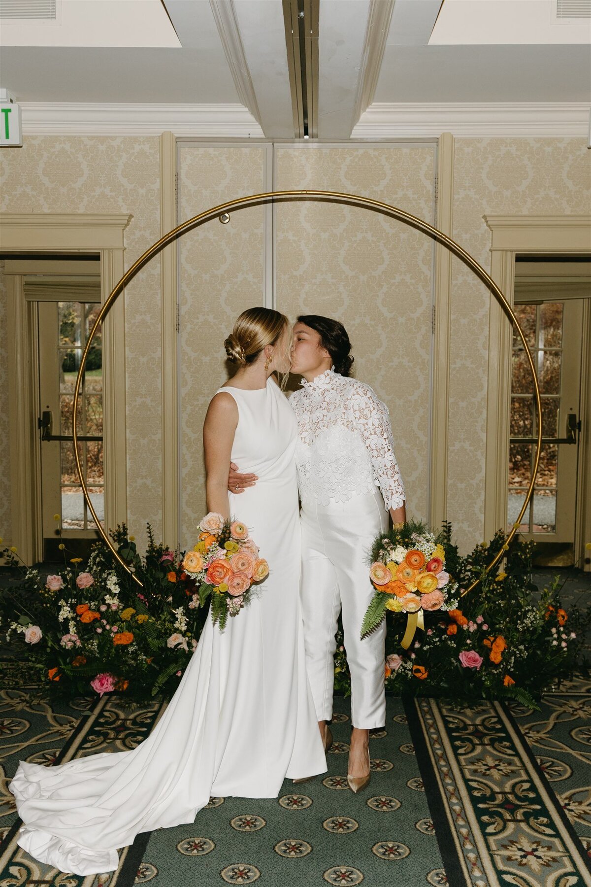 inn-on-boltwood-intimate-wedding-413