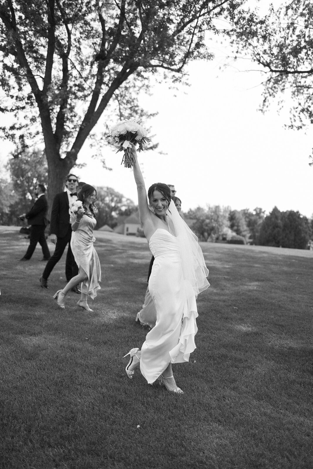 fine-art-wedding-party-photography-linden-michigan-3