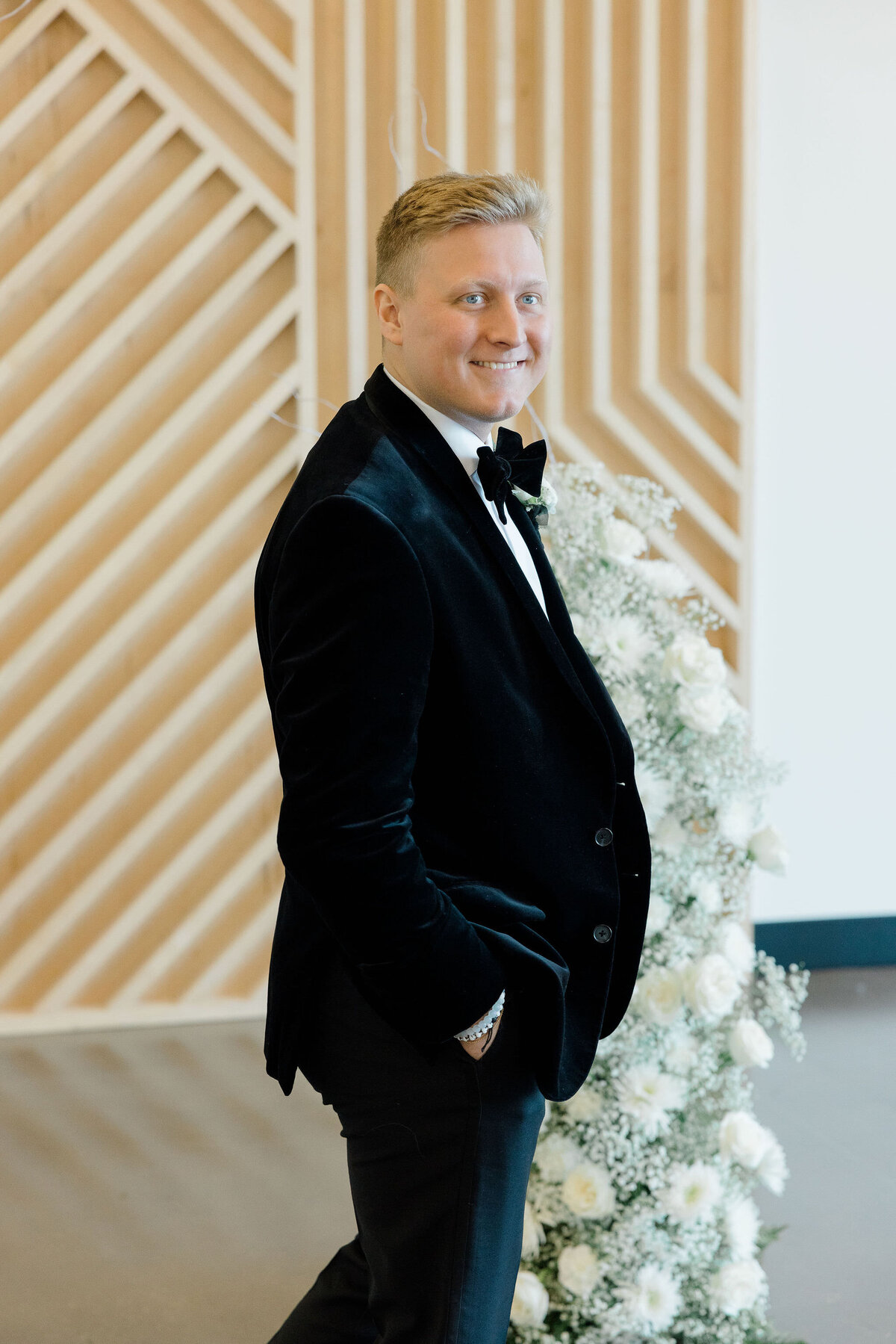 grand rapids wedding photographer