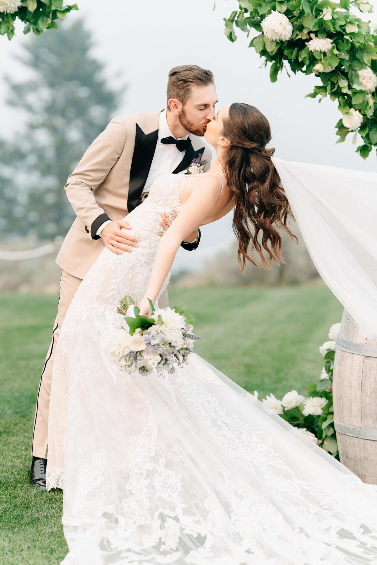 Kelowna-wedding-photographer (98)