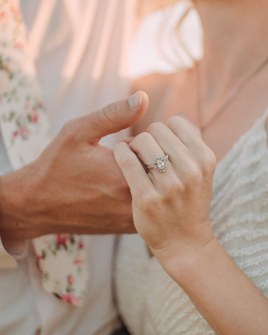 Joyce Li Photography Destination Wedding Elopement Engagement Lifestyle Portrait Photographer West Coast Seattle Washington California squawpeak-43