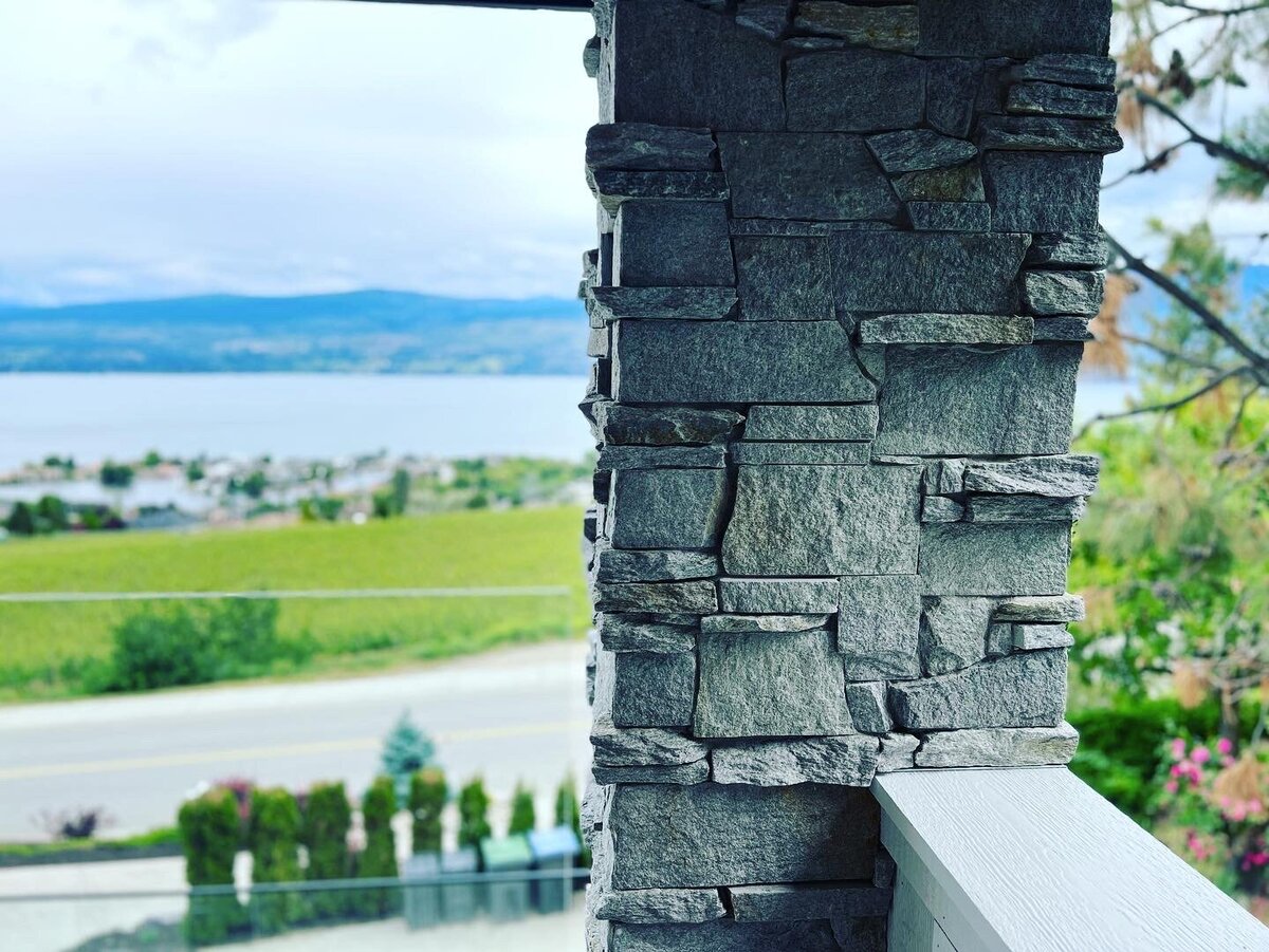 kelowna-outdoor construction services