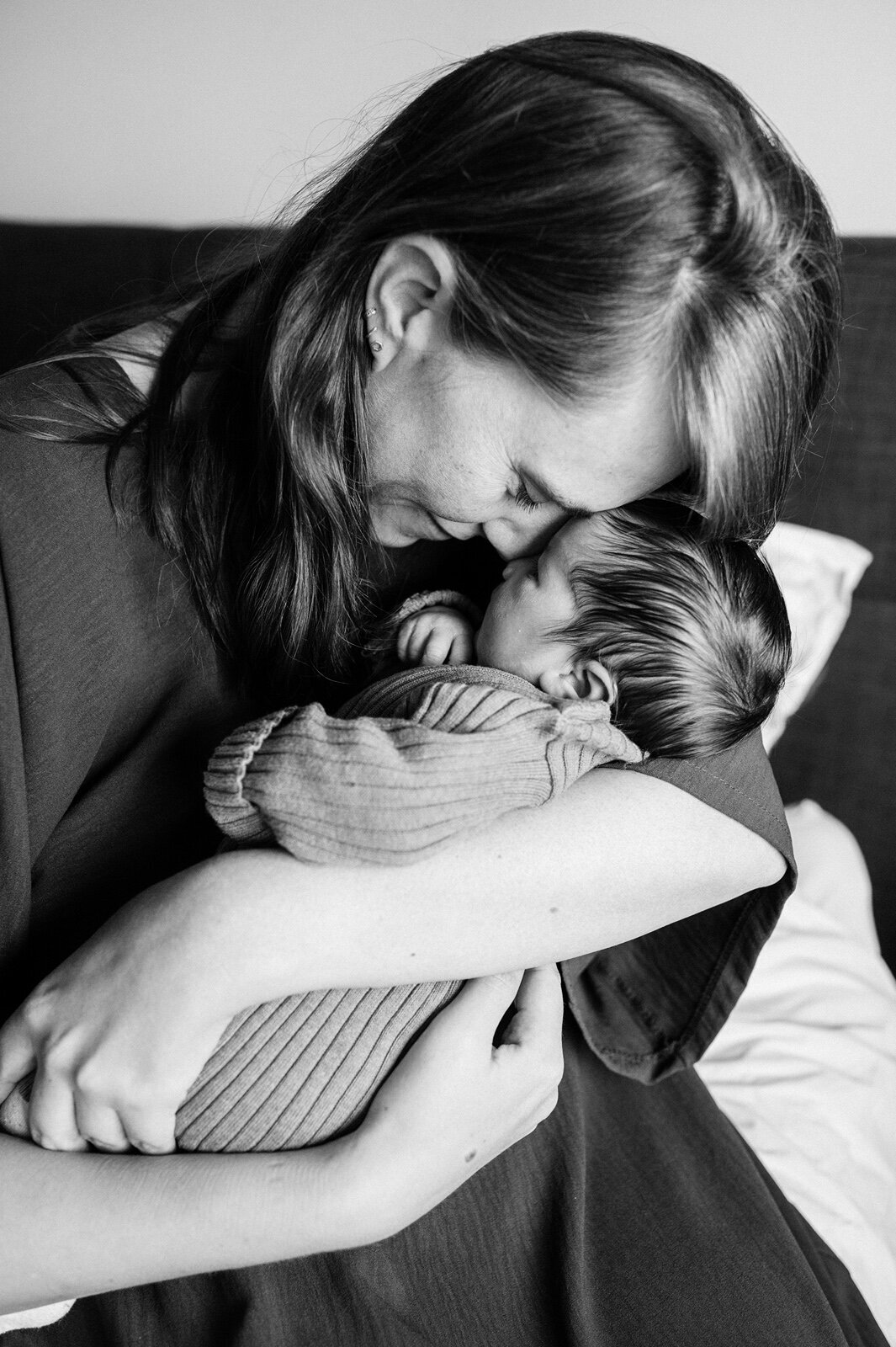 newborn-fotoshoot-leiden-natuurlijke-stijl