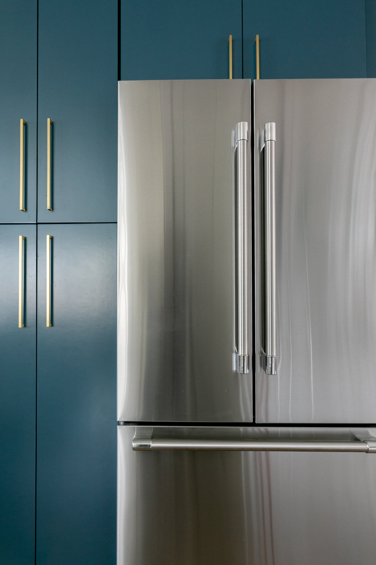 hello-home-austin-teal-kitchen-remodel-9