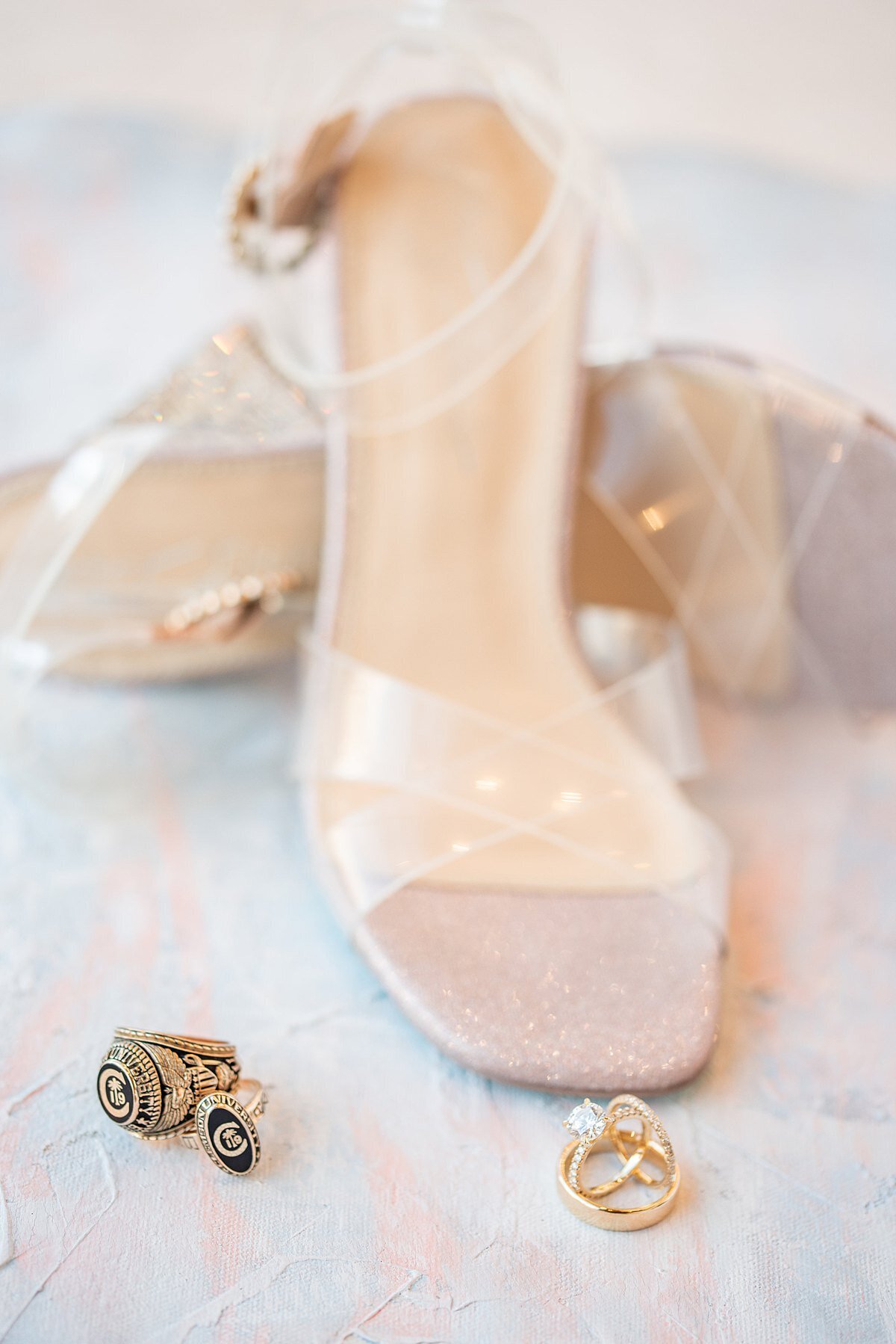 bride-groom-wedding-greenville-sc-avenue-shoes-rings