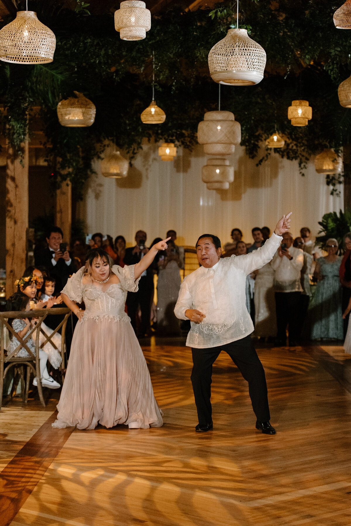 102923-Angelica&Dennis-Wedding-FirstLook-EmmaPetersenPhotography-243