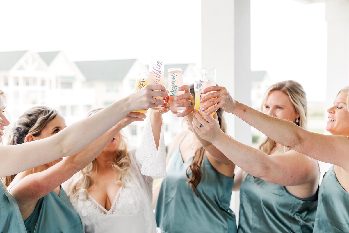 gettingready-details0089