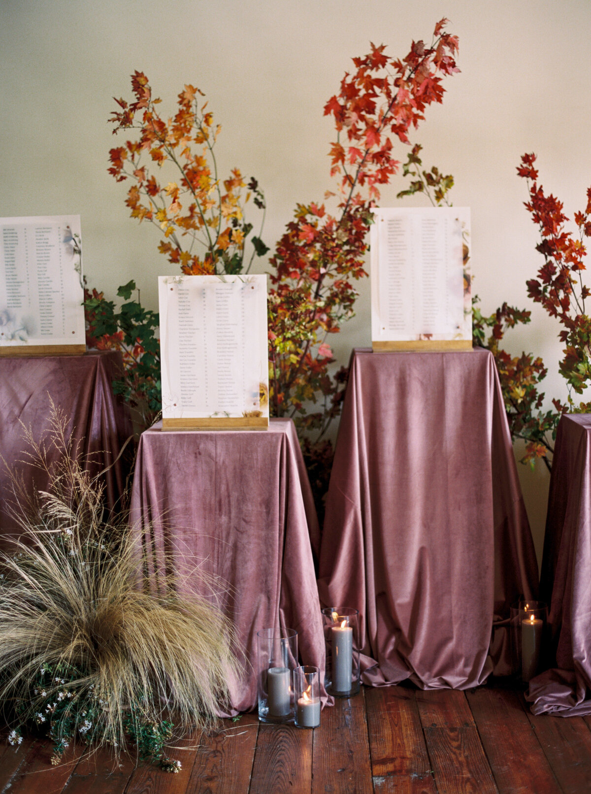max-owens-design-elegant-autumnal-wedding-13-seating-display