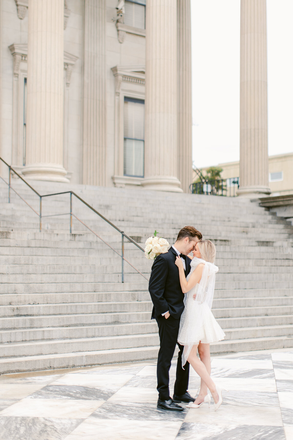 Lauren Kearns Photography Estate Wedding Photographer Biltmore Asheville North Carolina Swan House Atlanta Georgia Vanderbilt Newport Rhode Island Charleston South Carolina Florida New Jersey East Coast Engagement Couple Vogue-Charleston-Elopement-35