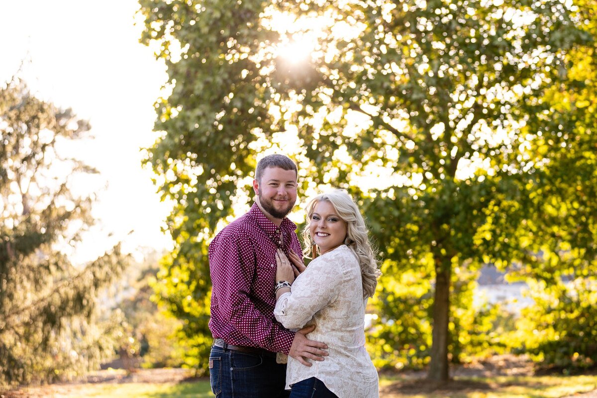 everal-barn-westerville-ohio-engagement-photo_0015