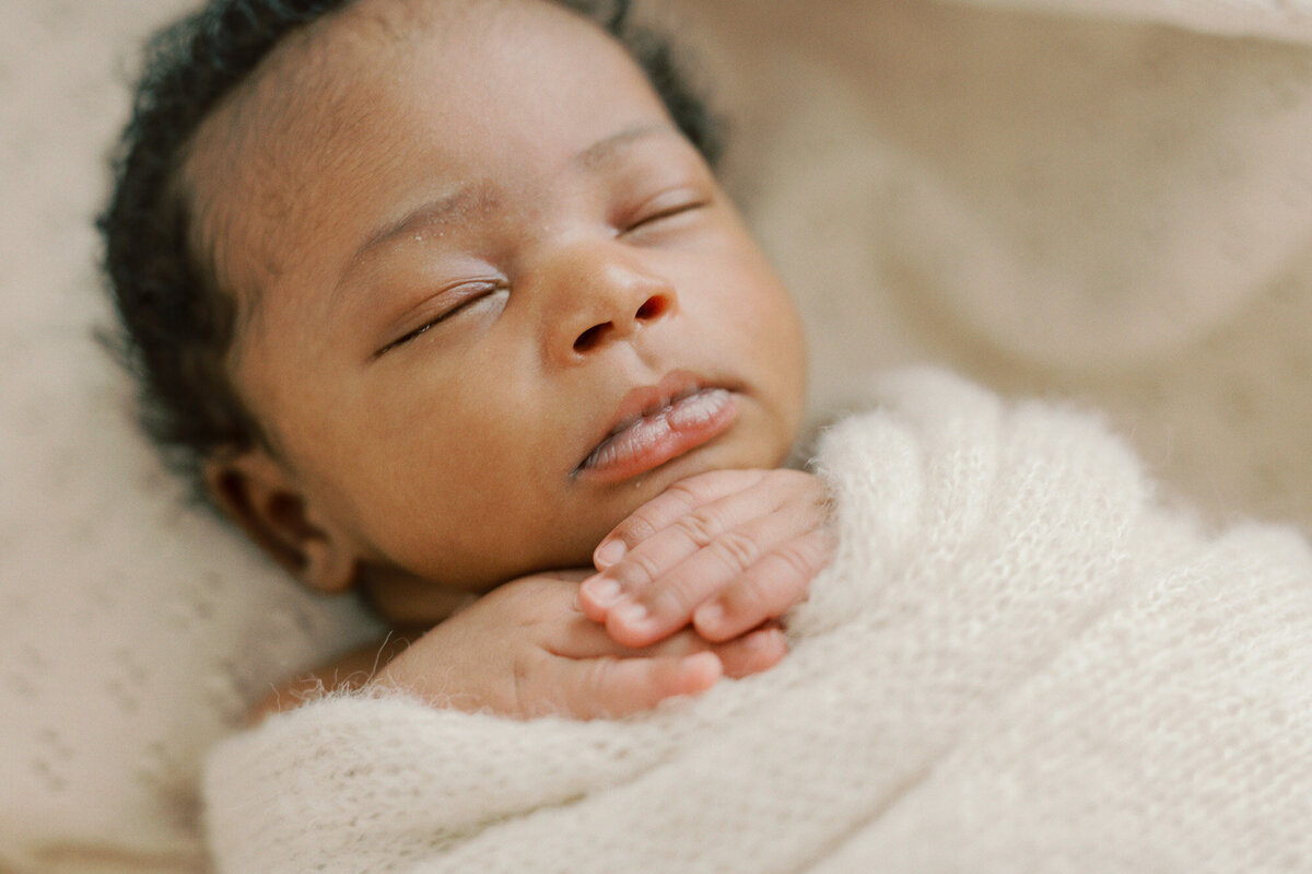 Seattle-newborn-photographer-31