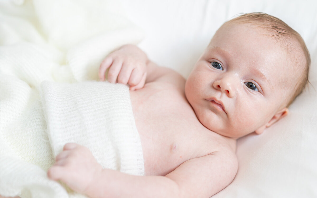 in-home-newborn-session-wallingford-connecticut-29