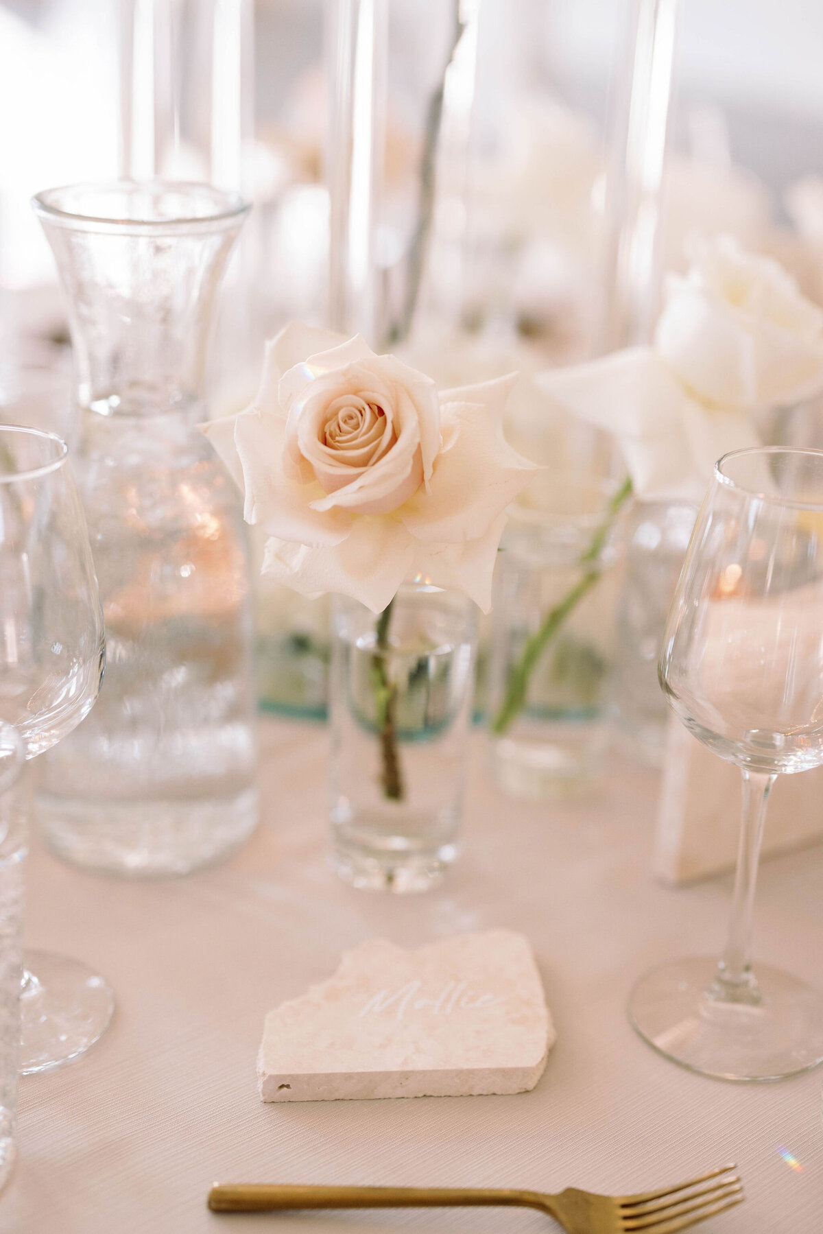 130_neutral-wedding-reception