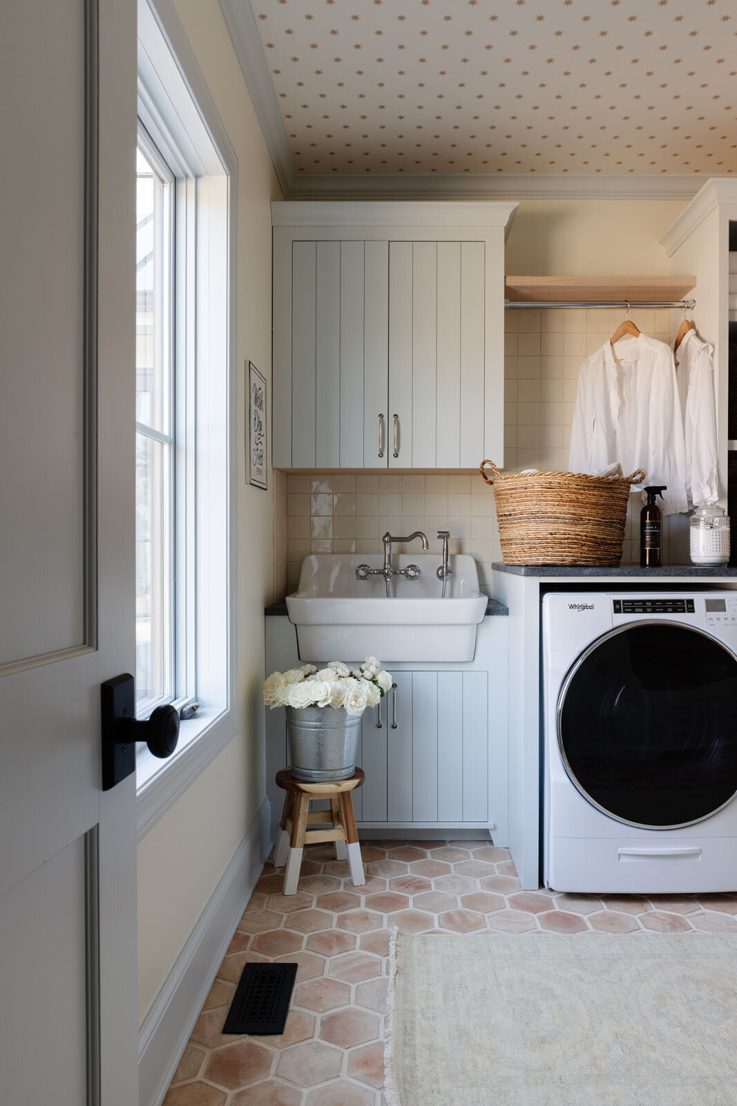18 Utility-Interiors-Wayne-Illinois-Derby Laundry 003