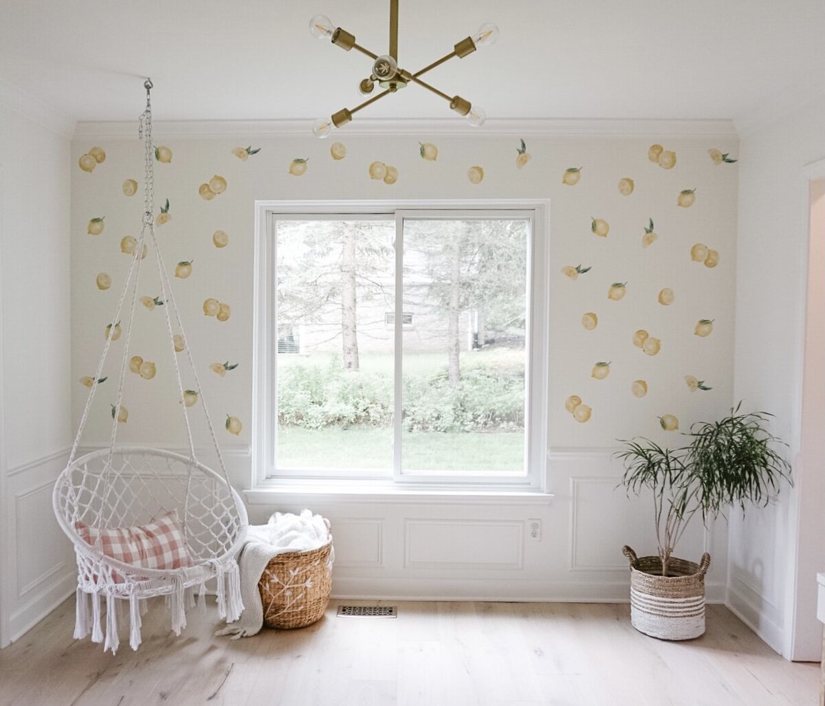 Andrea craft room