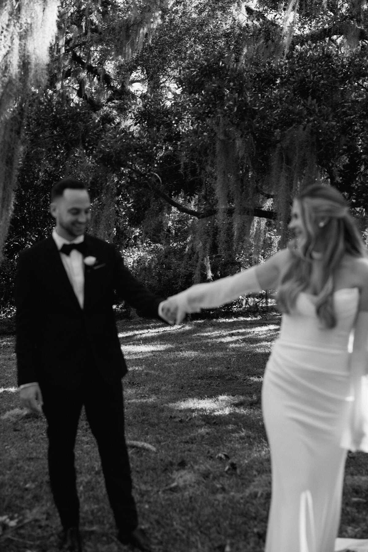 Timeless-Charleston-Tent-Garden-Party-Wedding-PC7A1081