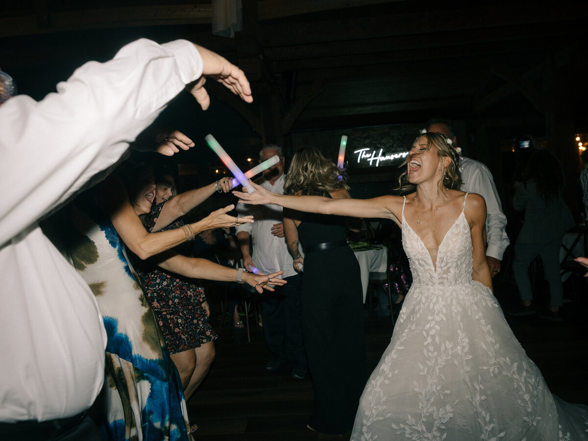janise+brett-dawnphotoco-fortworthweddingphotographer-196
