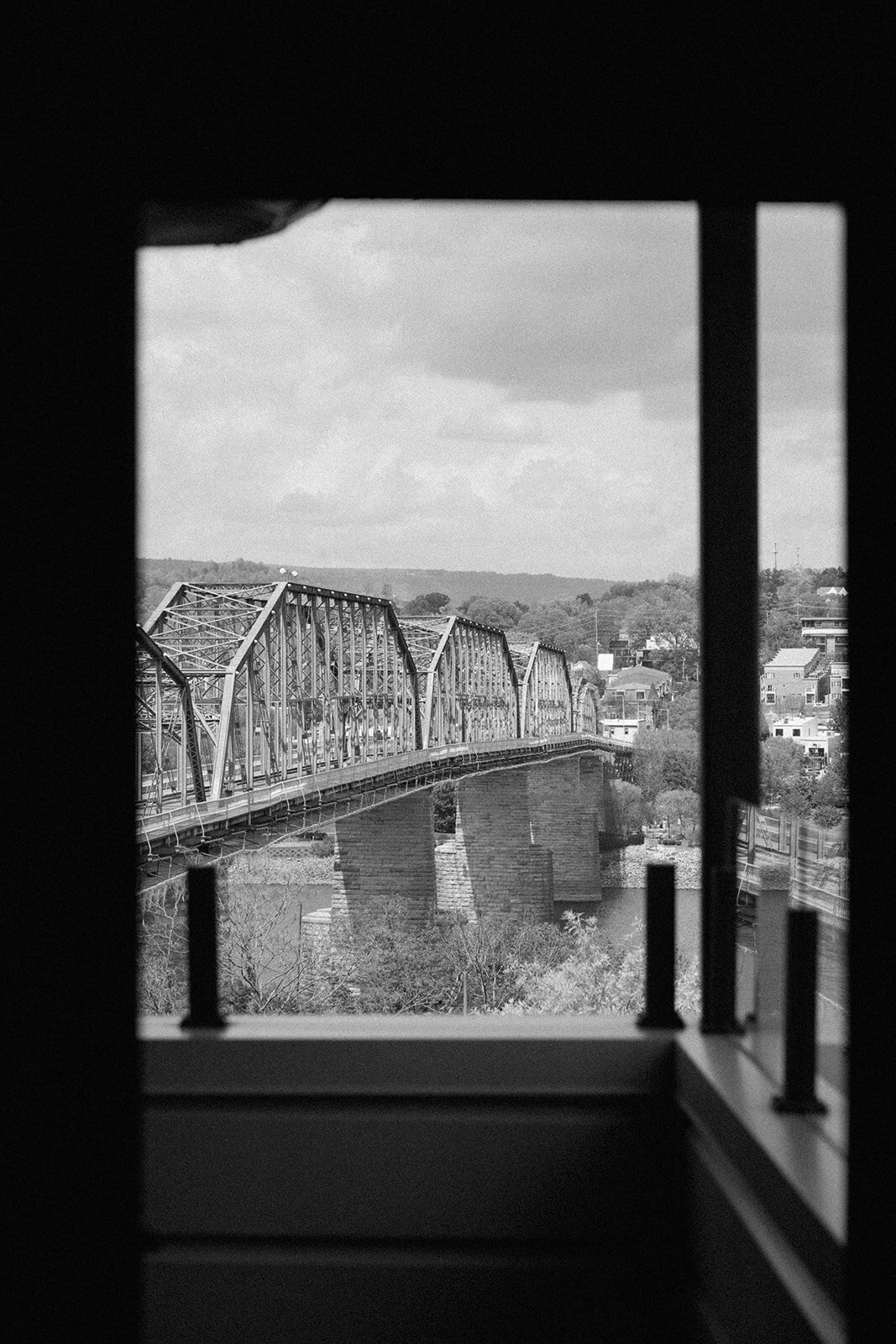 BluffViewArtDistrictWedding_0027-Copy1