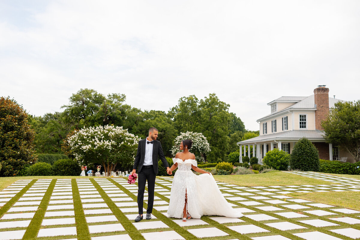 Colorful-Wedding-Images-in-NC-33