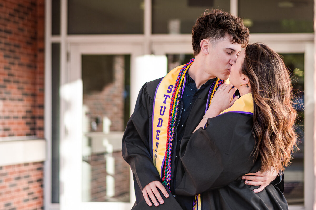 college-grad-couples-portraits-llp