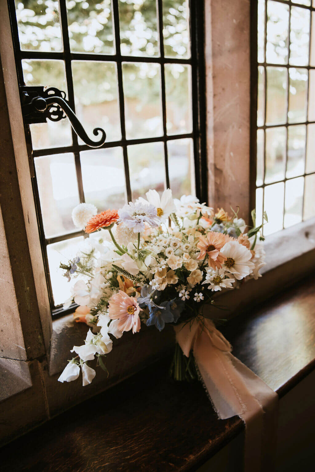 Kirsty-and-Ceith-Broadfield-Court-Wedding-Flowers-Issy-And-Bella-Florist-Herefordshire9