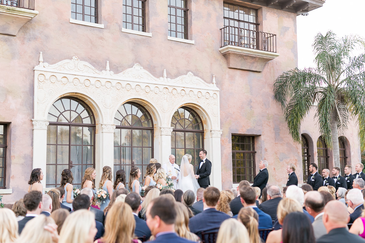 Howie Mansion photographer | Orlando photographer | Howie Mansion photographer  | Amalie Orrange | Howie Mansion wedding couple | Howie Mansion Howey in the hills florida-45