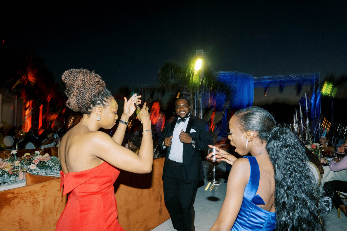 W2-Wedding-Photo-Doyinsola-and-Michael-2022-06-18-2500px-1267