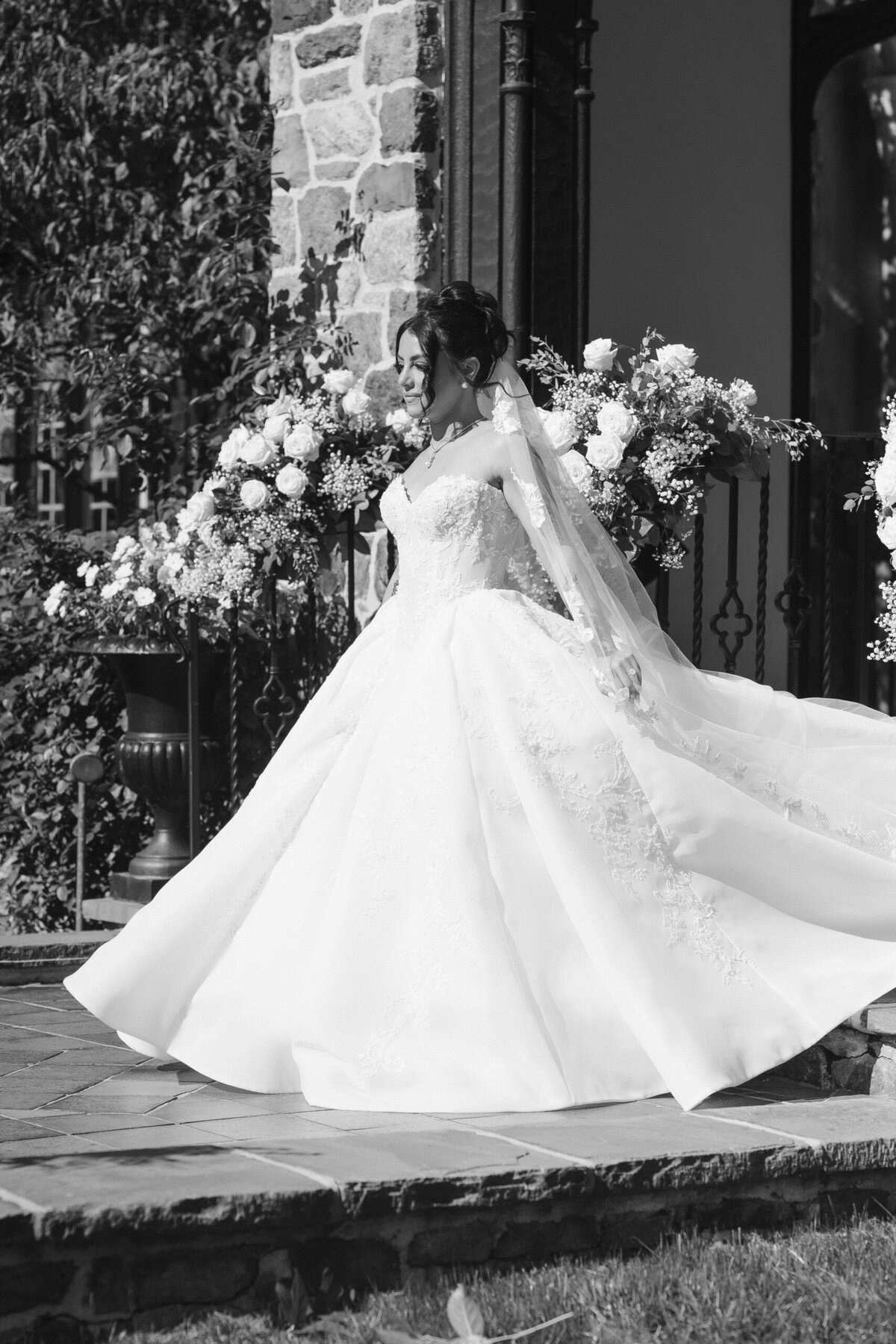 Storybook fairytale wedding photos at pleasantdale chateau nj by suess moments photographer