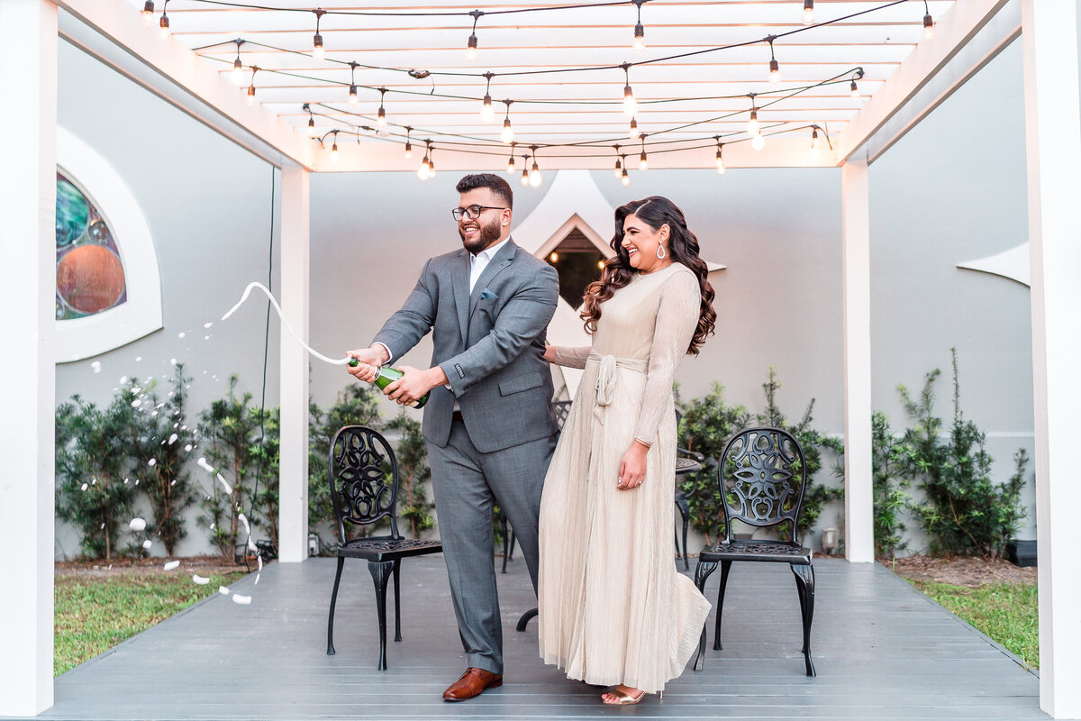 Orlando-Engagement-Photography-Champagne-1