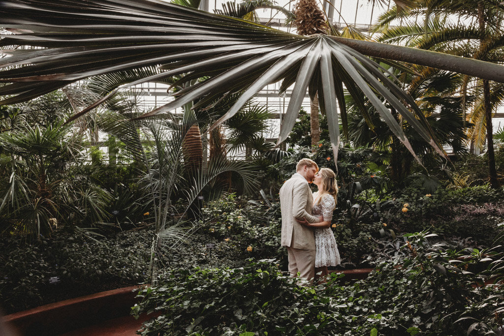 22-Palmer-House-Engagement-Session