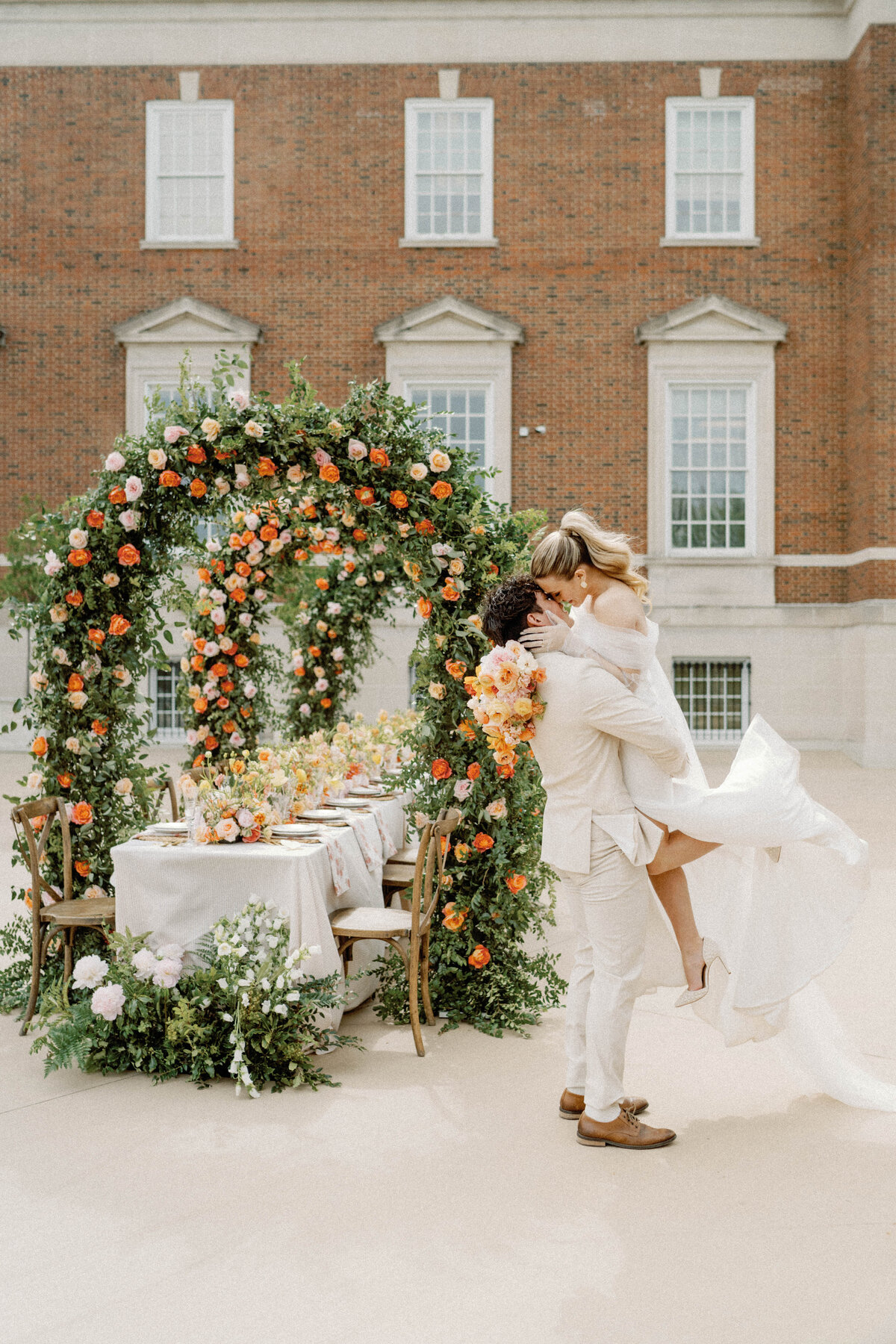 Chicago History Musem Wedding Editorial - Alison Mae PhotographyAMP06152