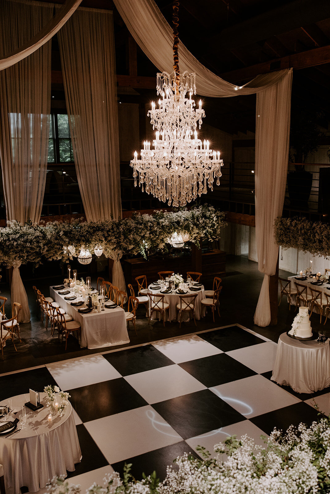 white-wedding-florals-00039