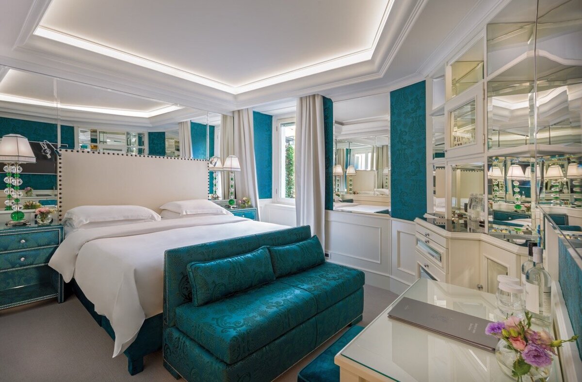 Waterstone - Hassler Collection - Hotel Hassler -Rome - Luxury Boutique Hotel - Classic double room bedroom  Battistessa luglio 2023  02  (2) Large