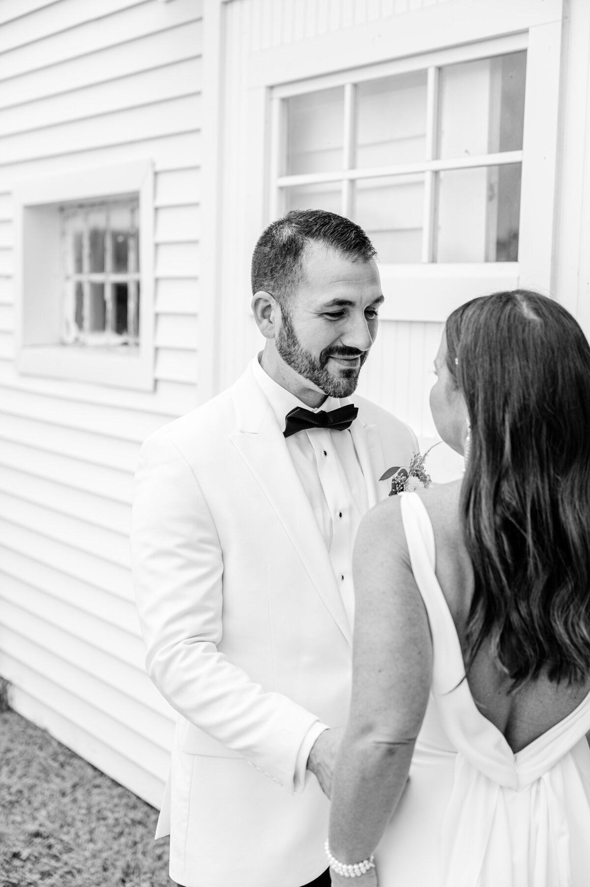 Connecticut Photographer Wedding & Senior Photographer Based In West Hartford CT & Beyond