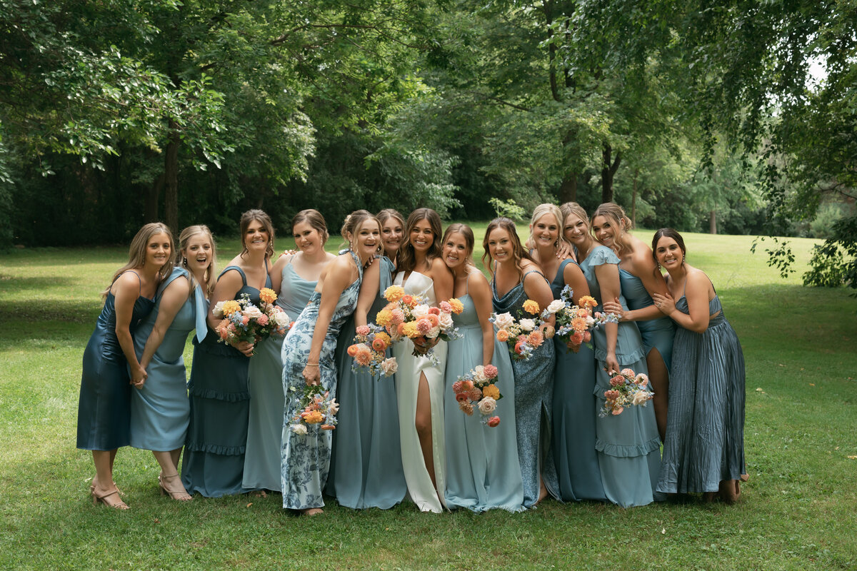 Minneapolis Wedding Photographer Mikala Machemehl-14