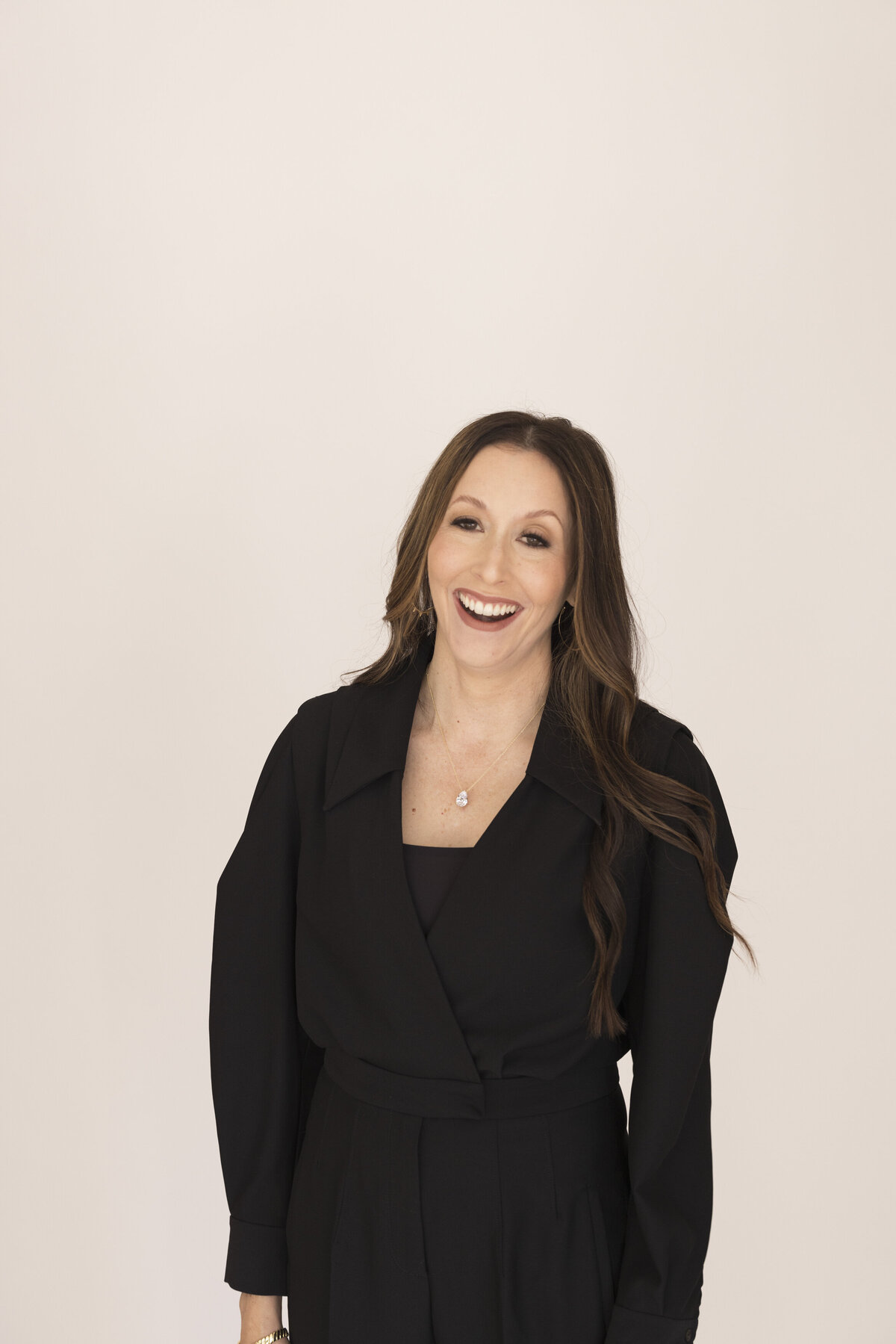 34MindyWeinsteinHeadshotFullyAlivePhotography2023WEB